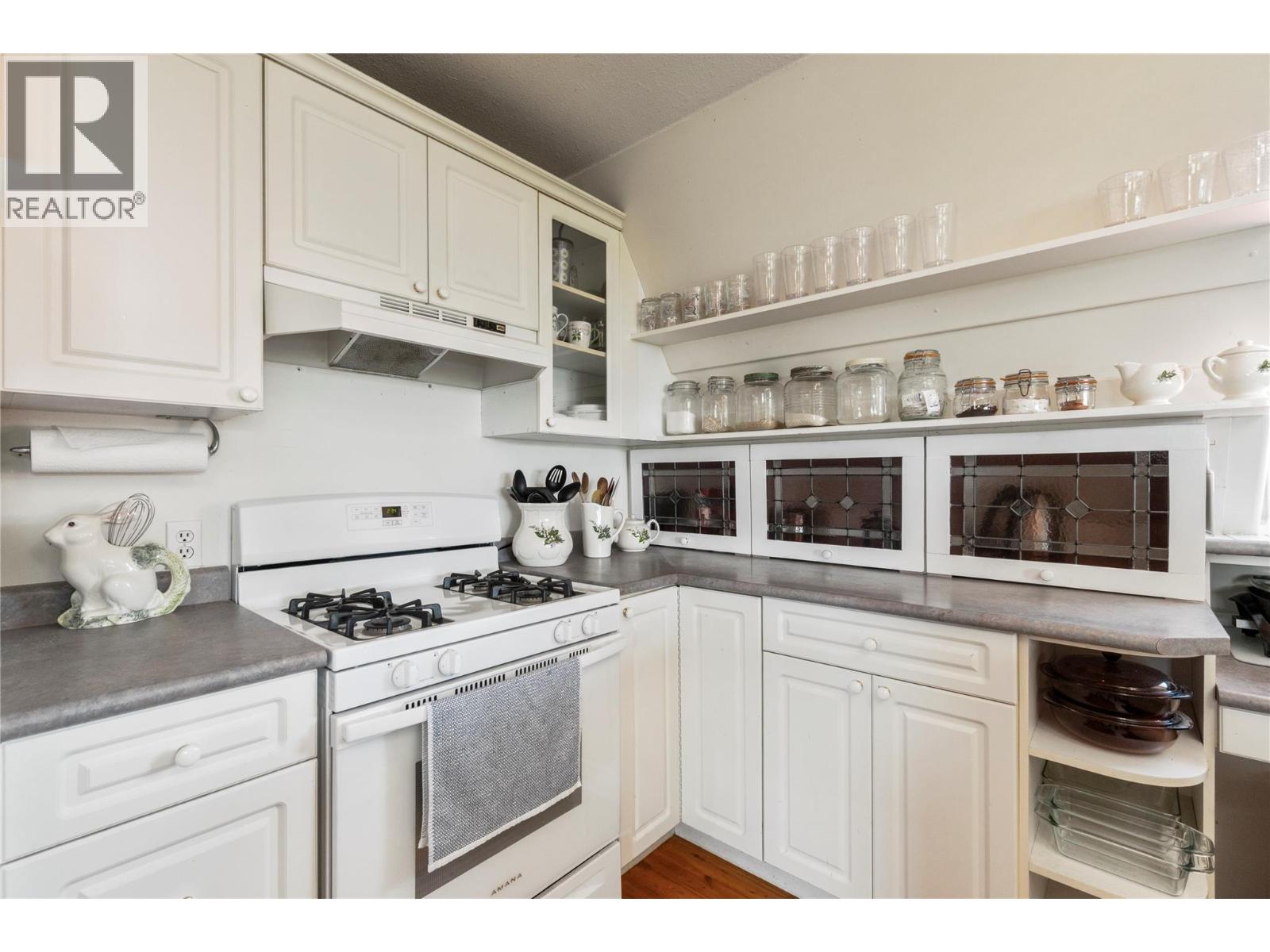 5641 50 Street Nw Property Photo 31