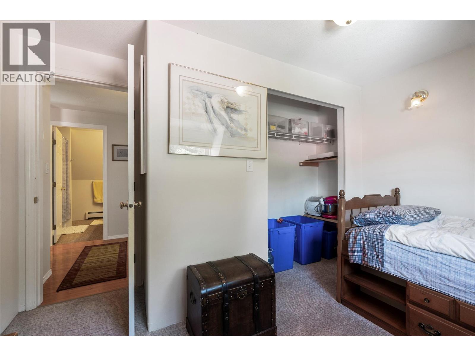 5641 50 Street Nw Property Photo 35