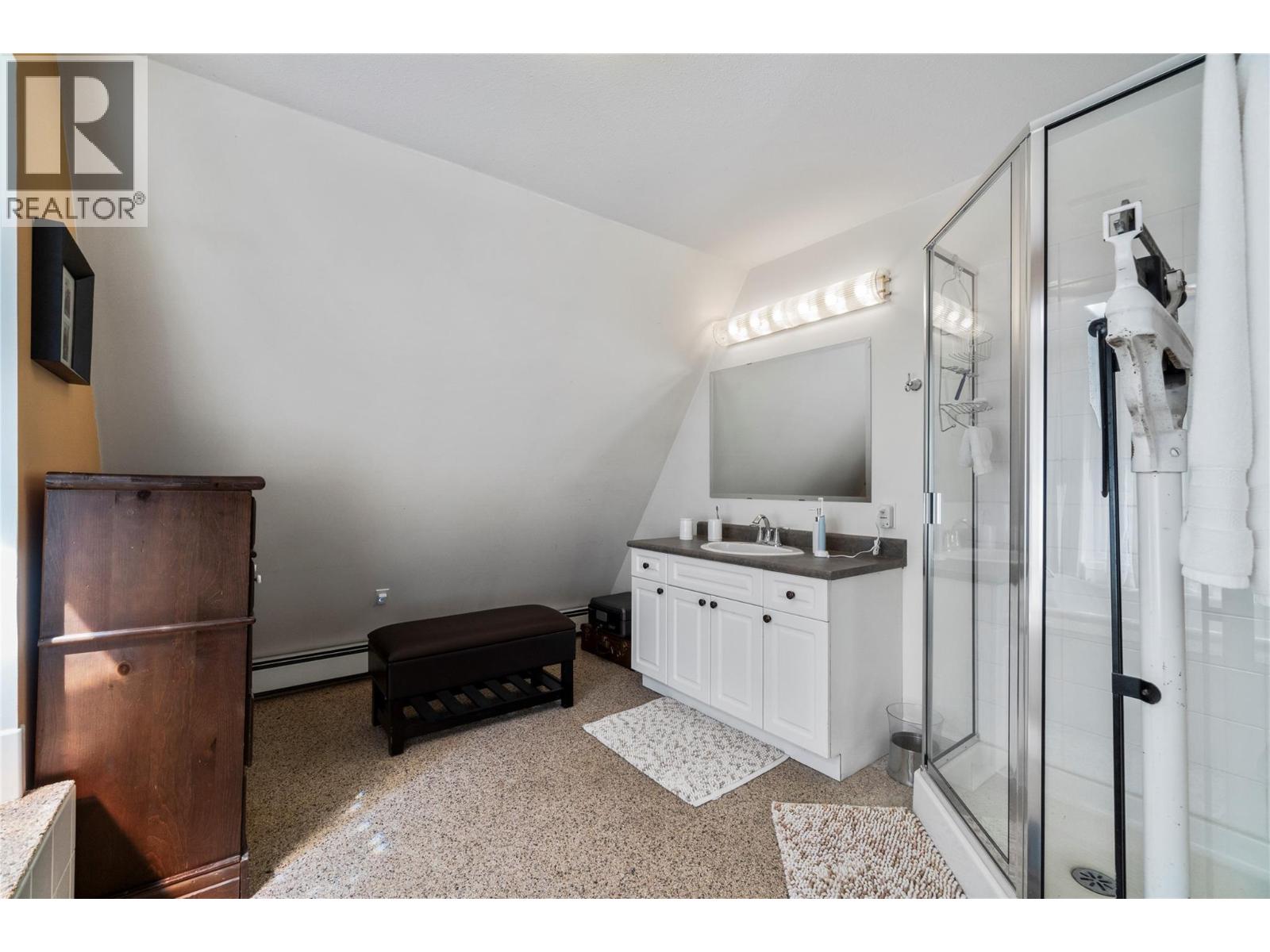 5641 50 Street Nw Property Photo 40
