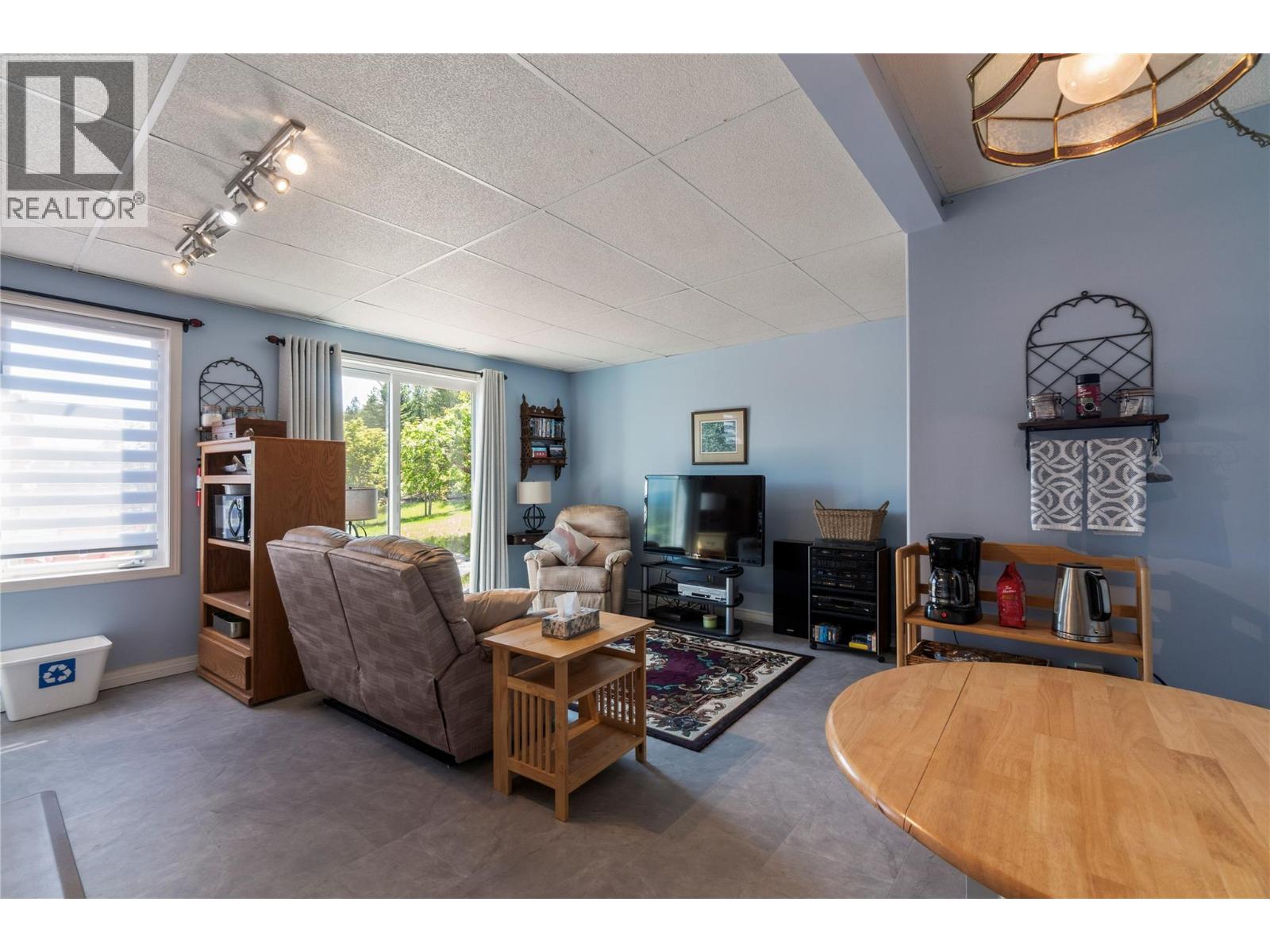 5641 50 Street Nw Property Photo 54