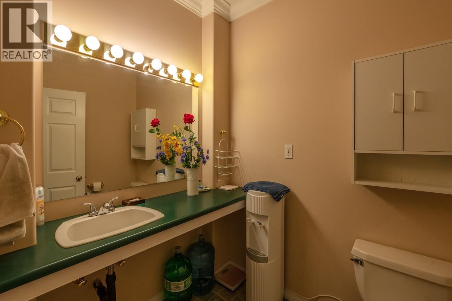 626 Martin Street Property Photo 9