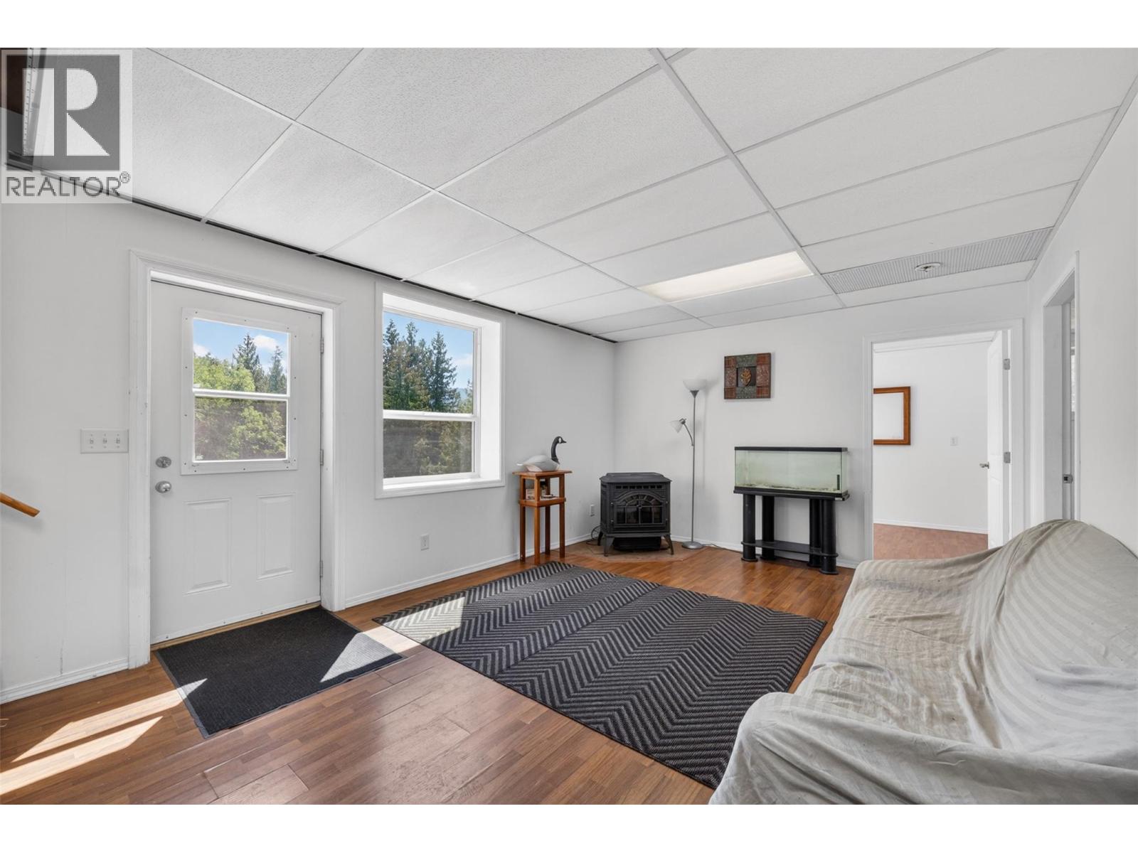 31 Violet Road Property Photo 39