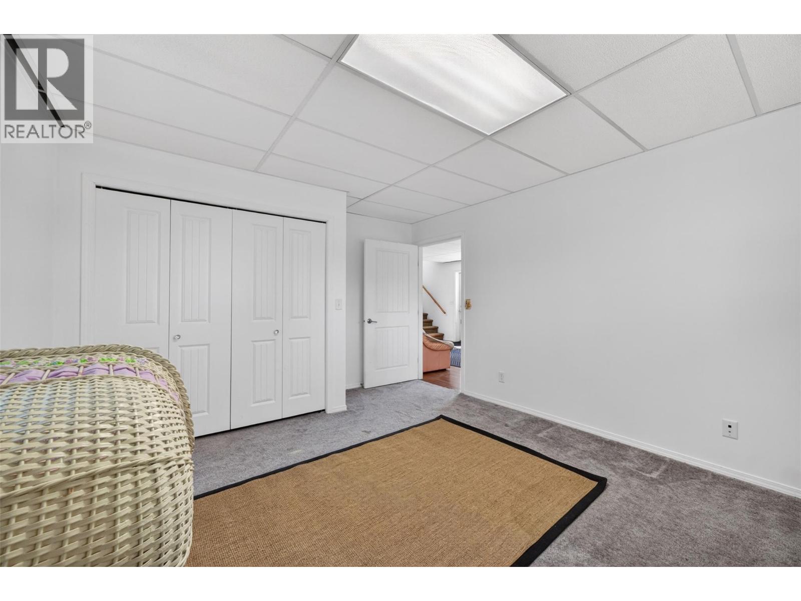31 Violet Road Property Photo 44