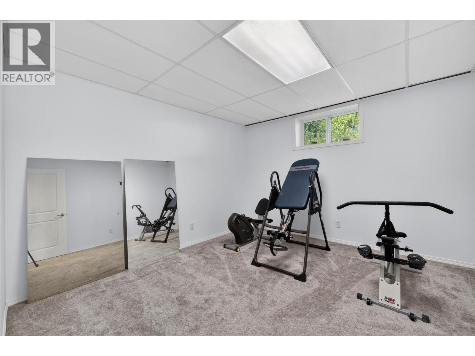 31 Violet Road Property Photo 45