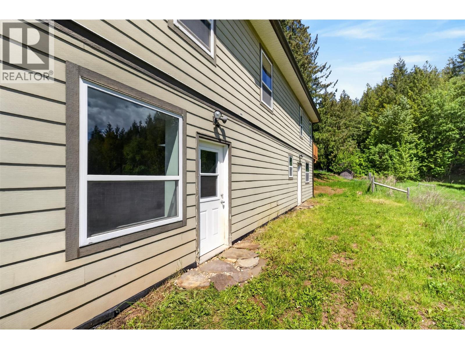 31 Violet Road Property Photo 59
