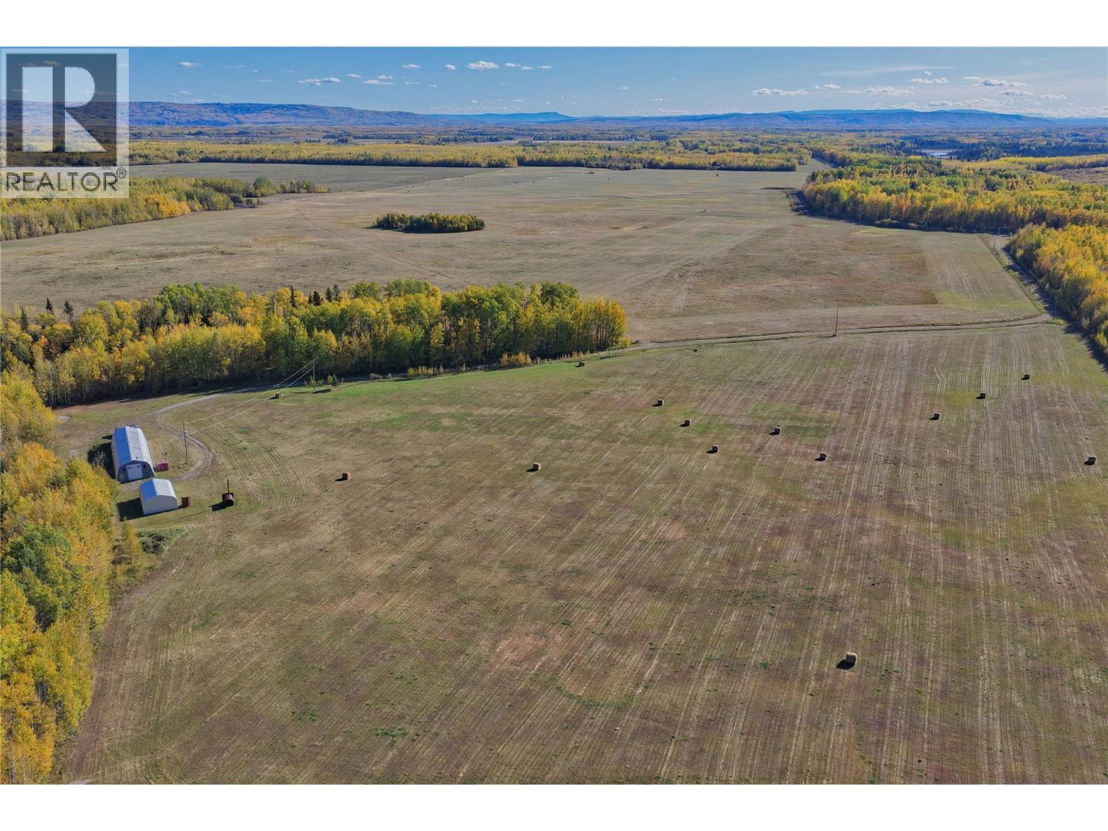 790/770 Jackfish Lake Road Property Photo 1