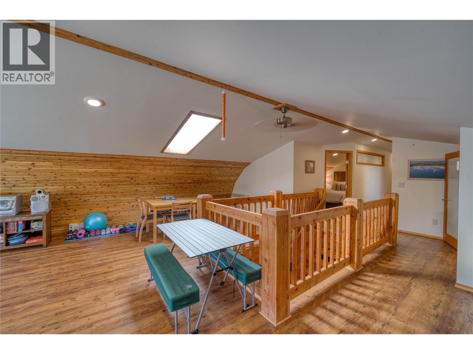 790/770 Jackfish Lake Road Property Photo 23