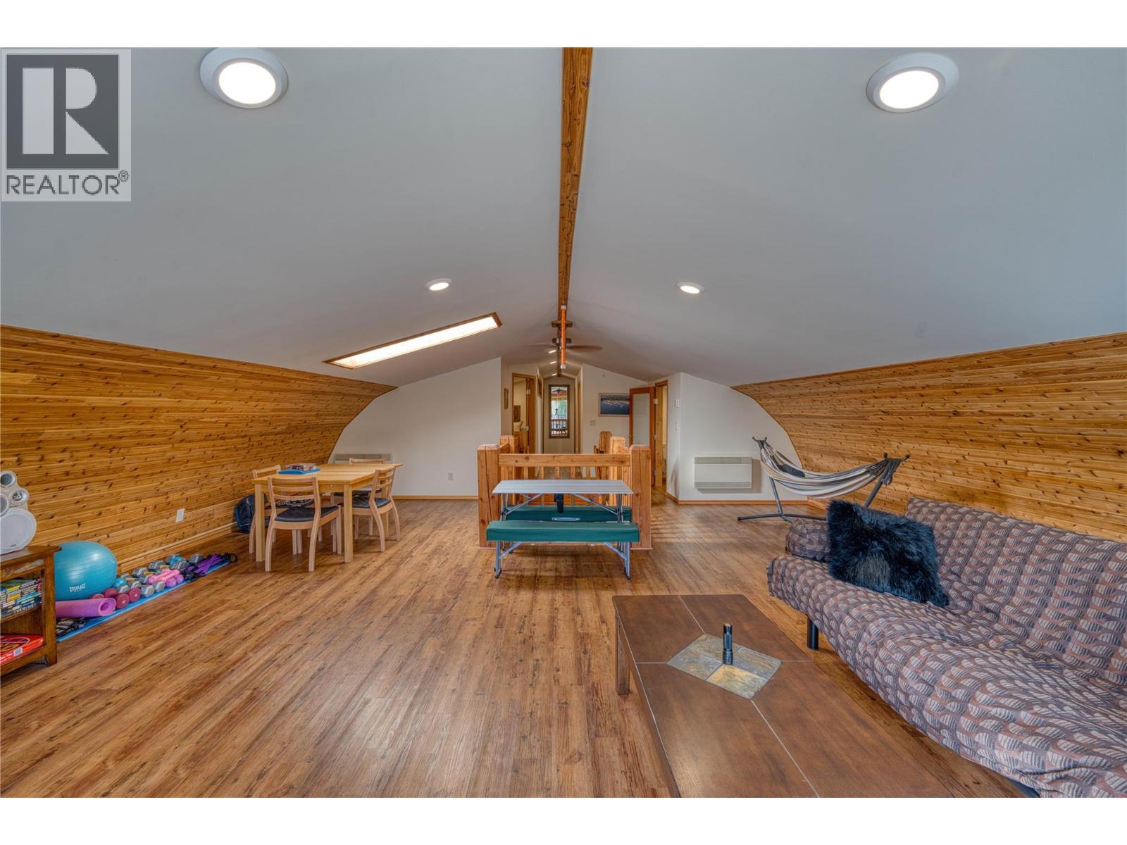 790/770 Jackfish Lake Road Property Photo 24