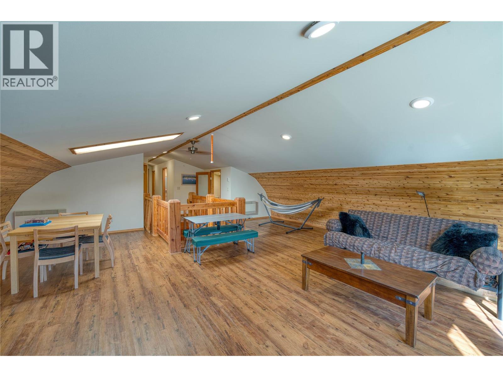 790/770 Jackfish Lake Road Property Photo 25
