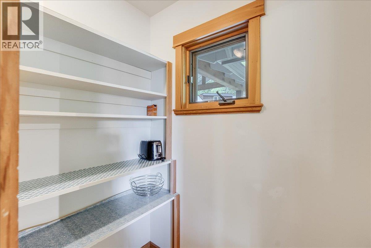 3630 Mountain View Road Property Photo 16