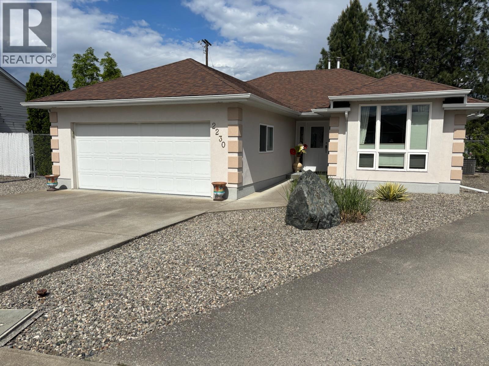2230 Selkirk Place Property Photo 1