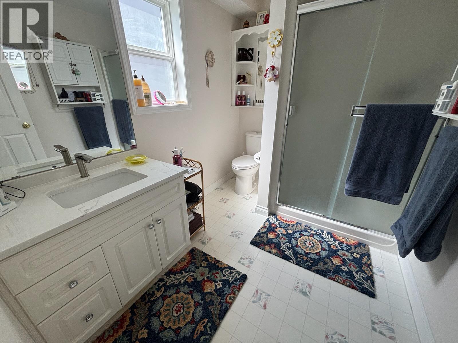 2230 Selkirk Place Property Photo 10