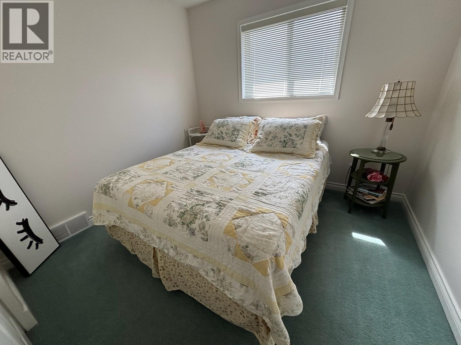 2230 Selkirk Place Property Photo 11