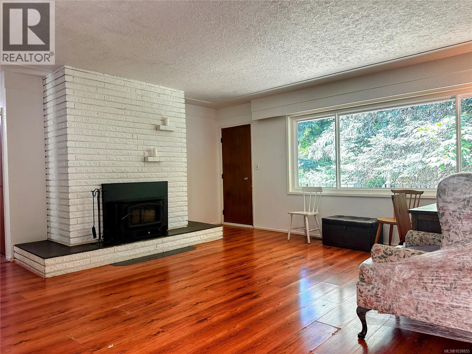 3246 Gibbins Rd Property Photo 19