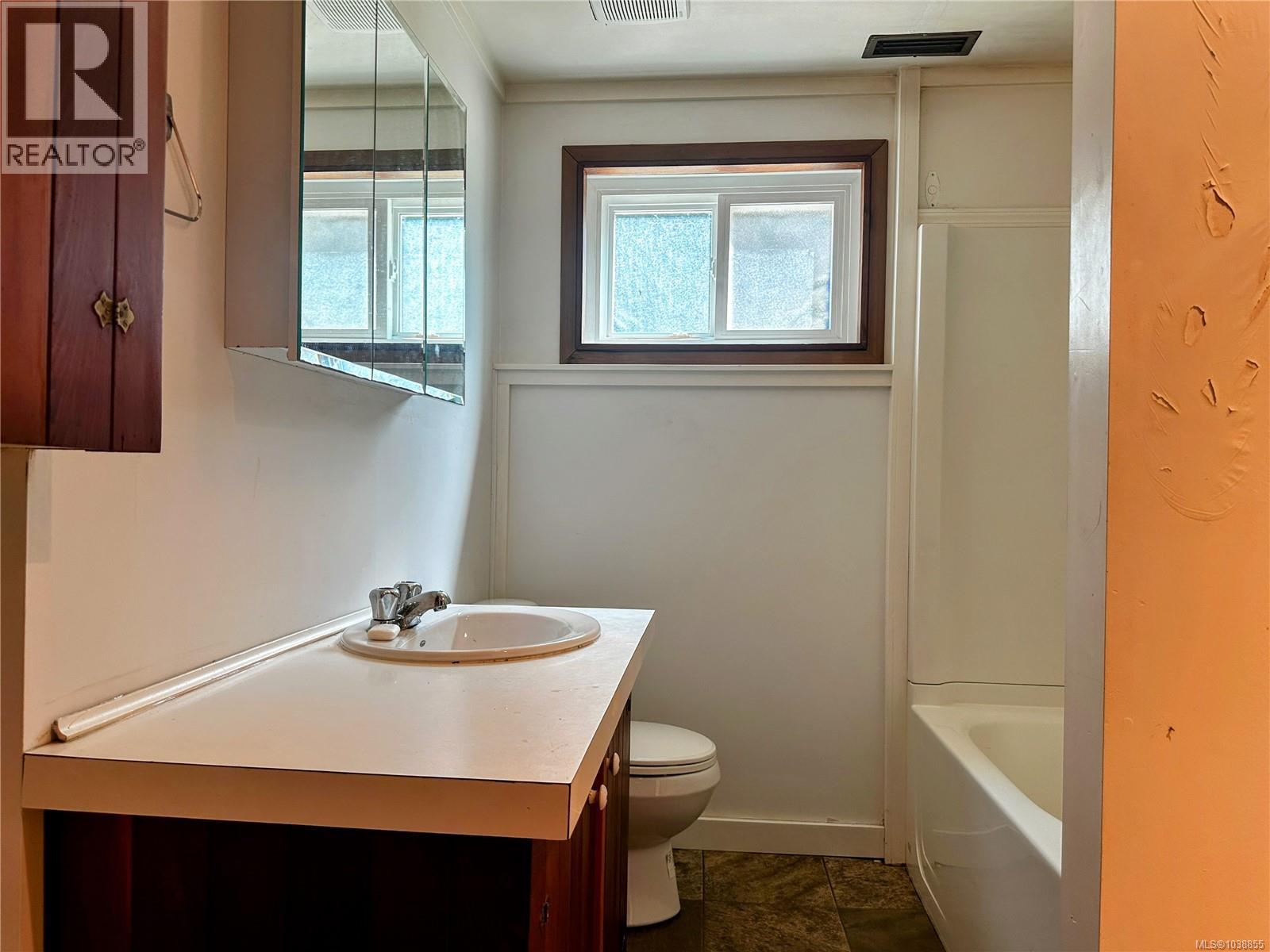 3246 Gibbins Rd Property Photo 29