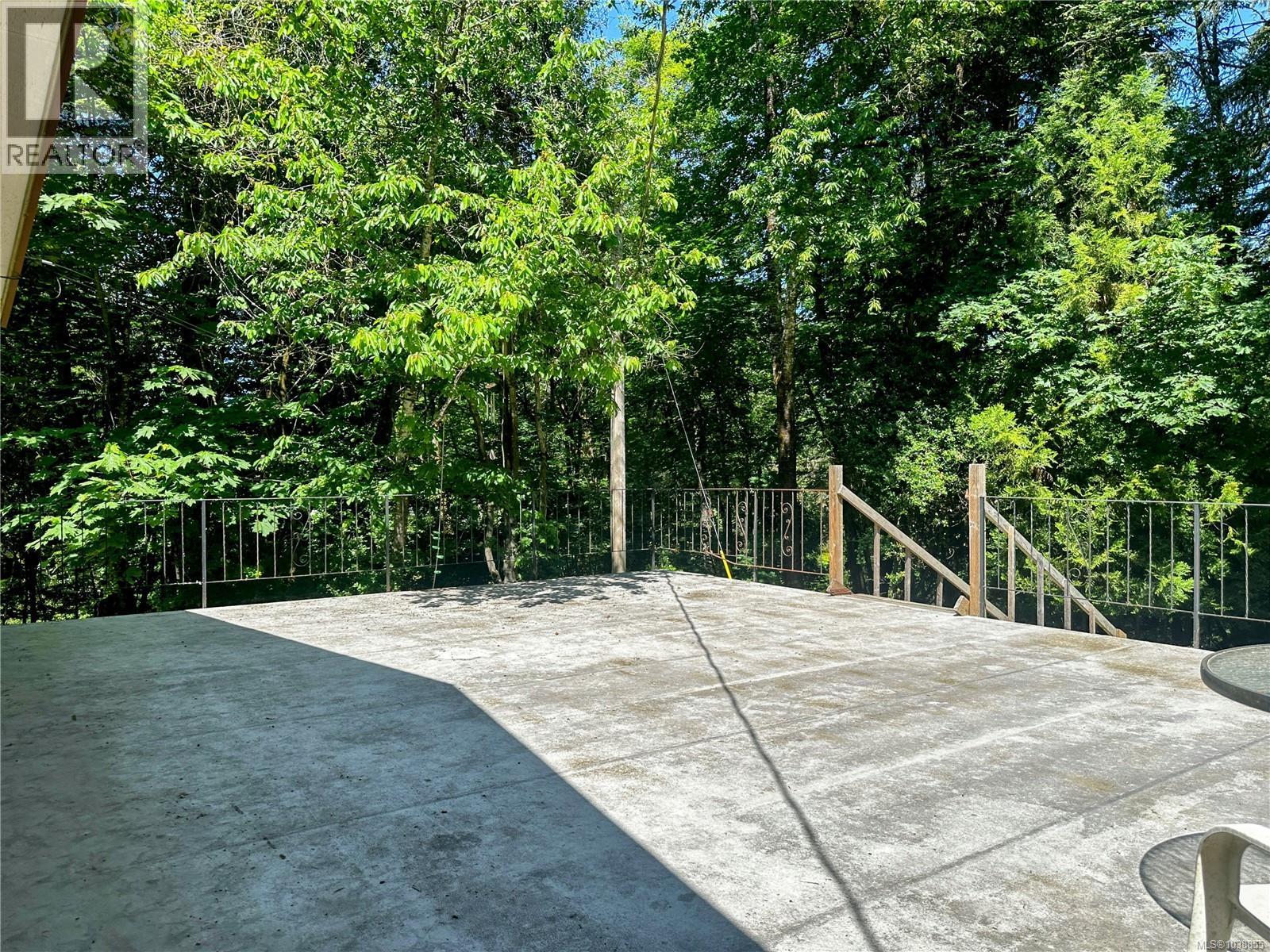 3246 Gibbins Rd Property Photo 42