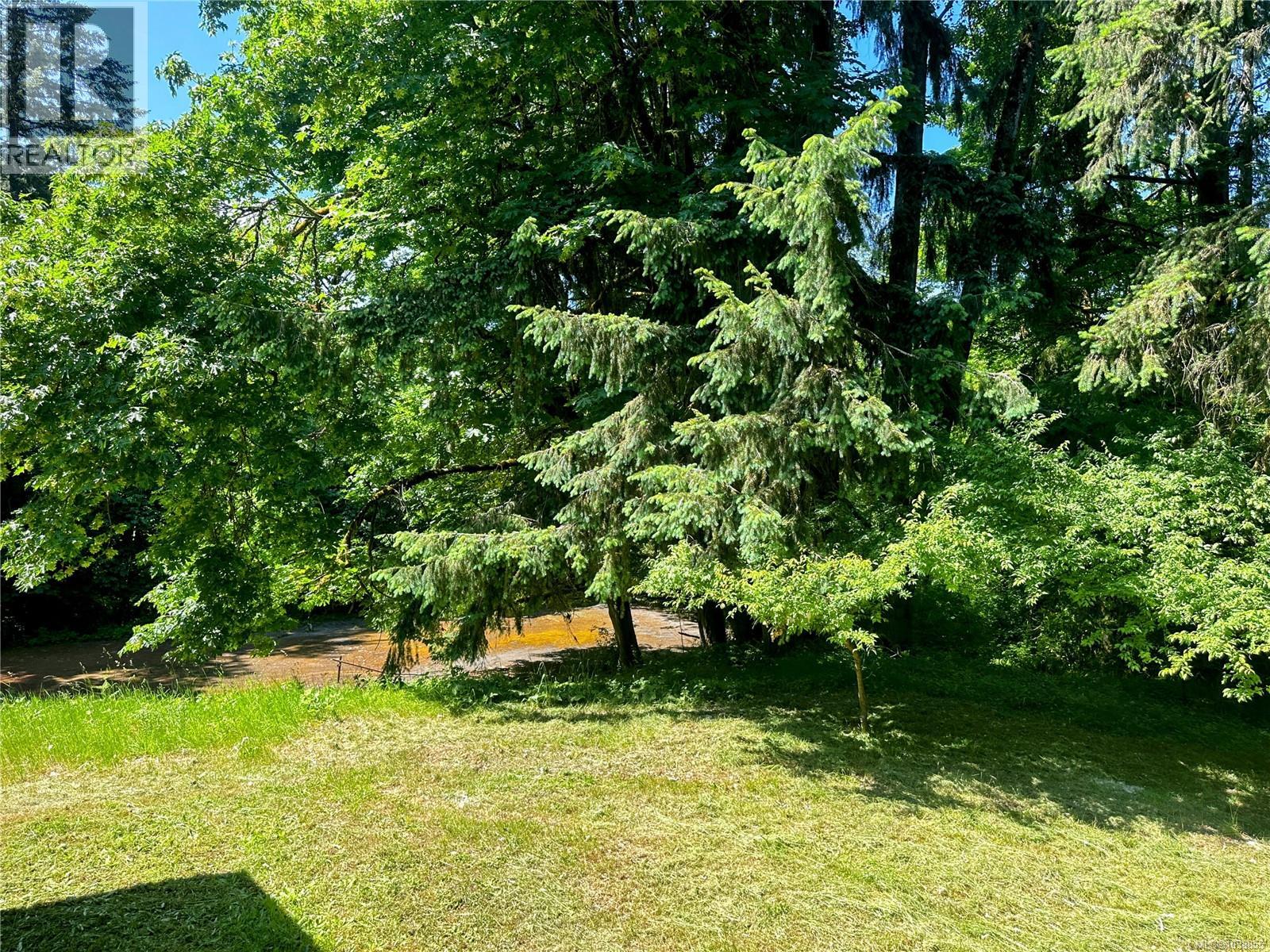 3246 Gibbins Rd Property Photo 53