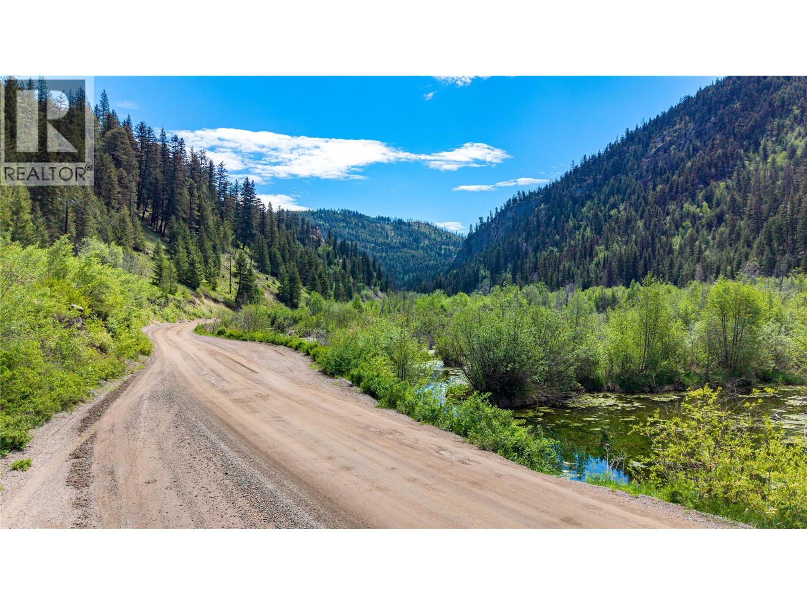1748 Summers Creek Road Property Photo 11