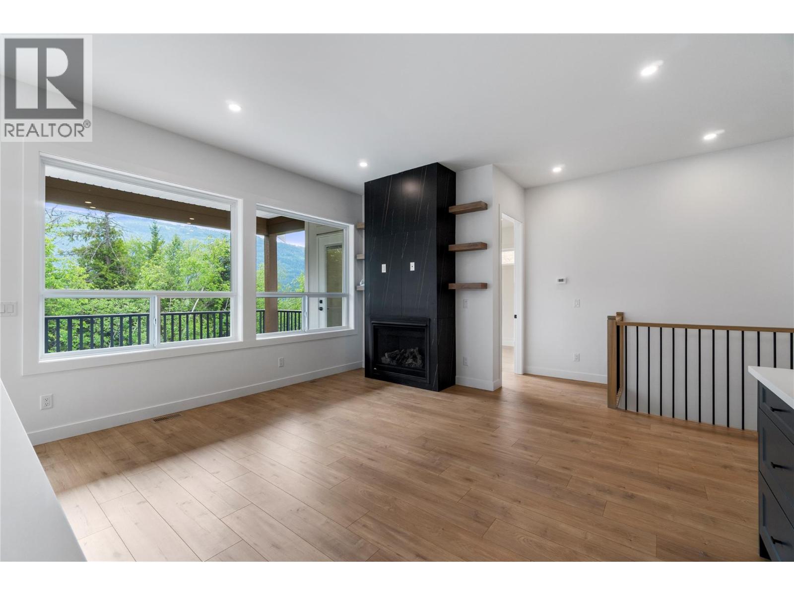 6800 42 Street Ne Property Photo 15