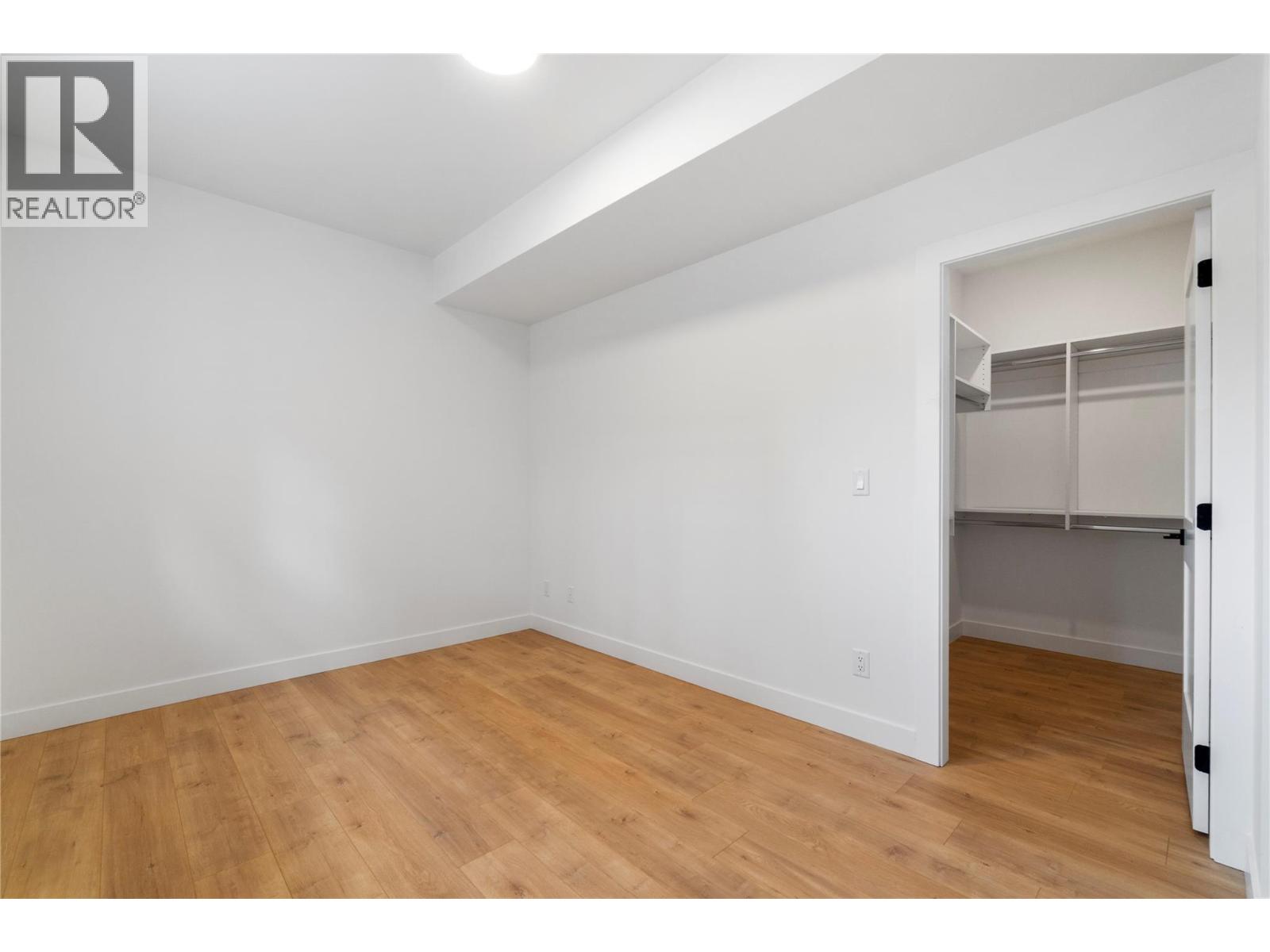 6800 42 Street Ne Property Photo 36