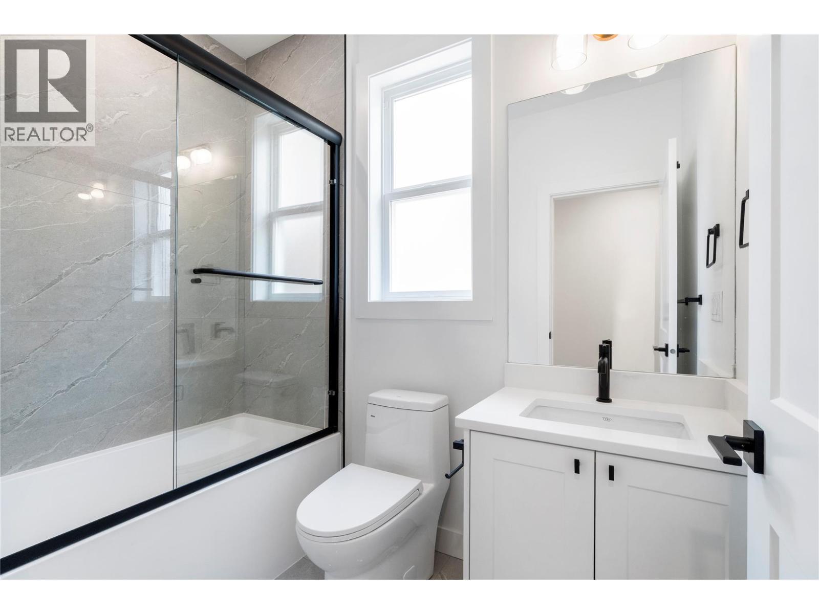 6800 42 Street Ne Property Photo 39