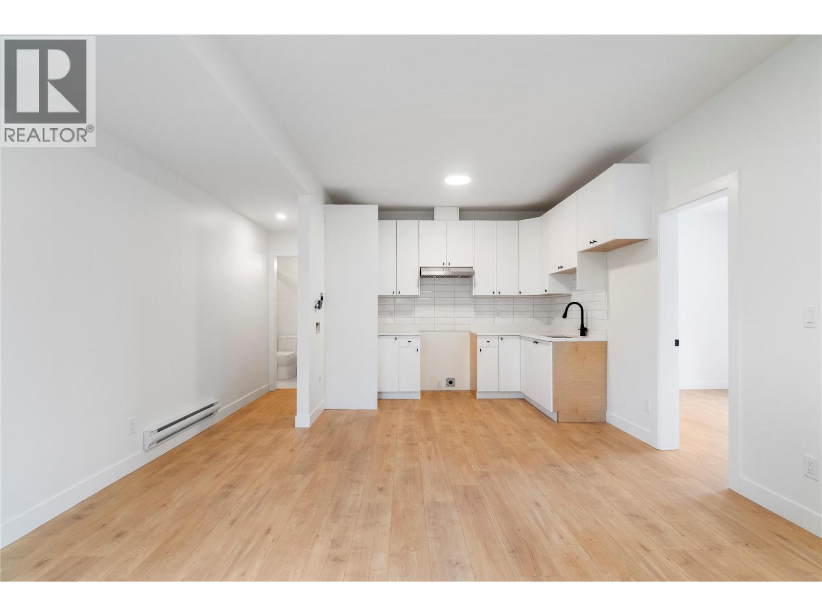 6800 42 Street Ne Property Photo 42