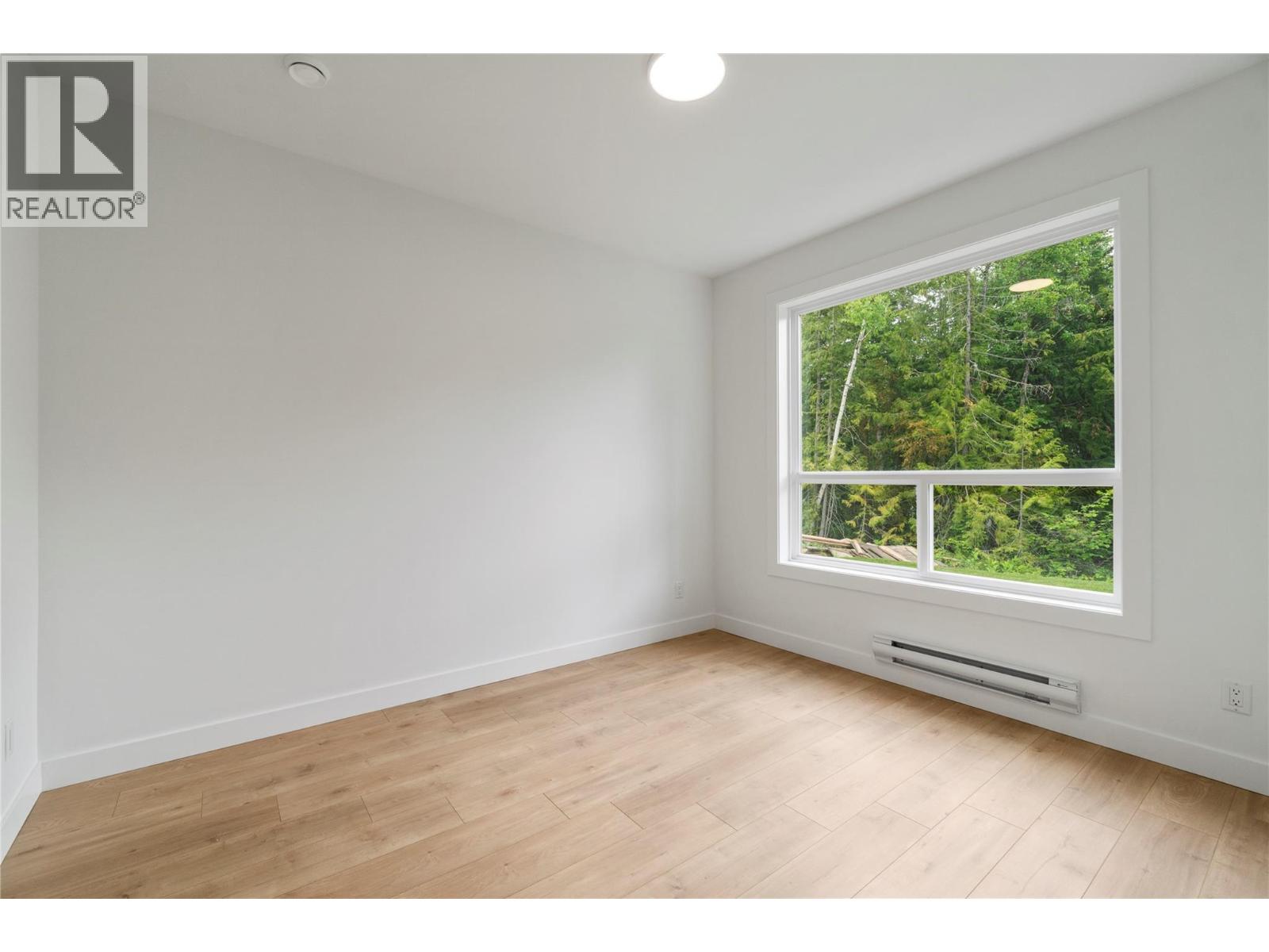 6800 42 Street Ne Property Photo 47