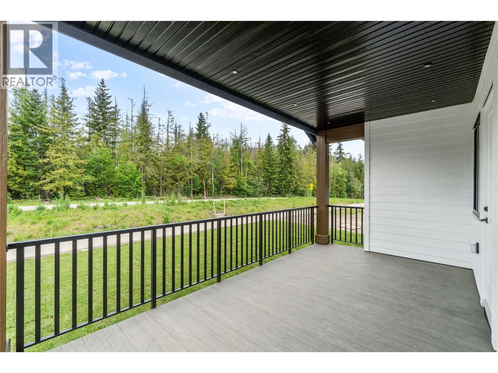 6841 42 Street Ne Property Photo 21