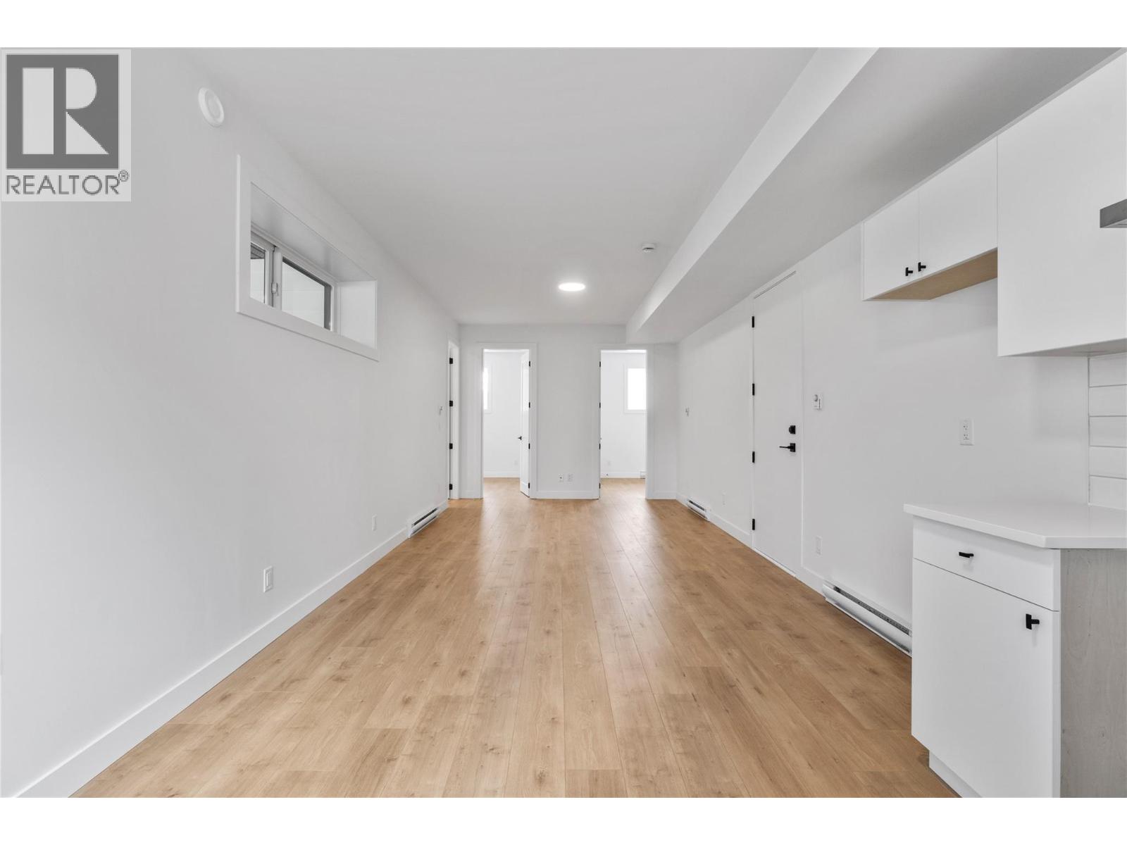 6841 42 Street Ne Property Photo 48