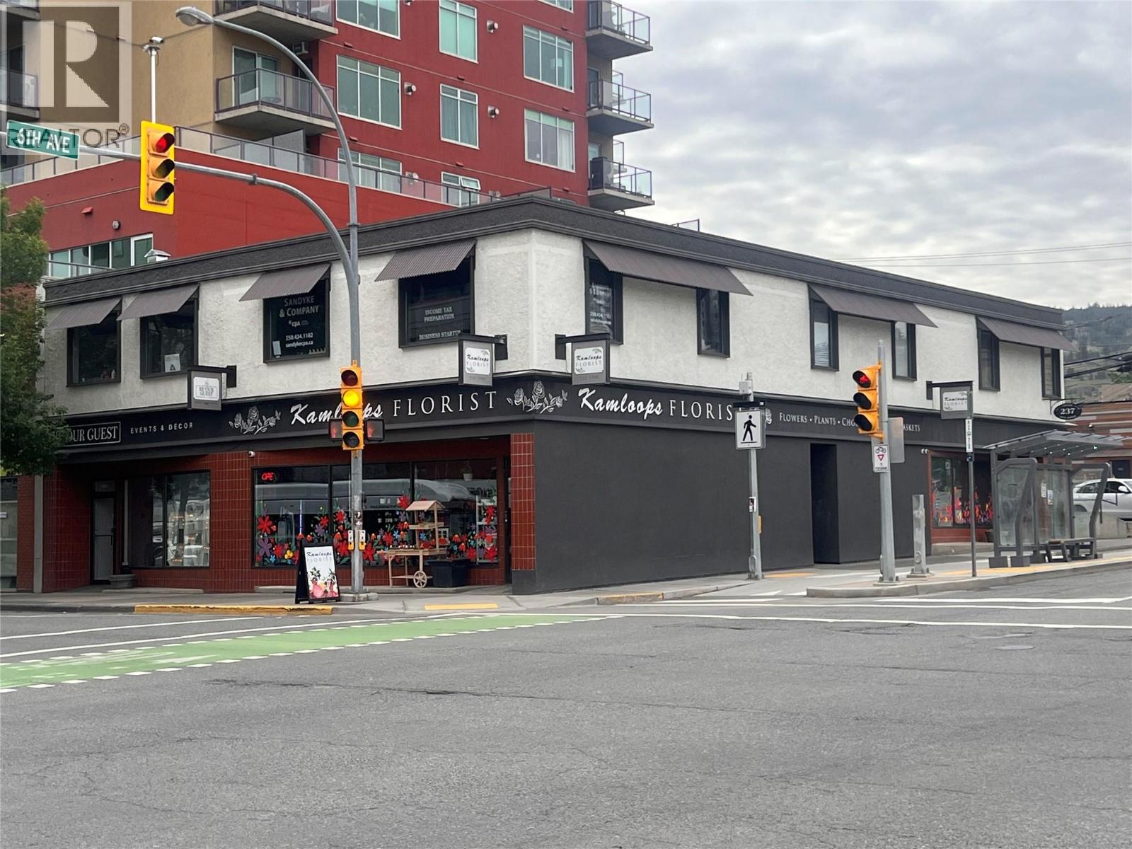 237 6th Avenue Unit# 8/9