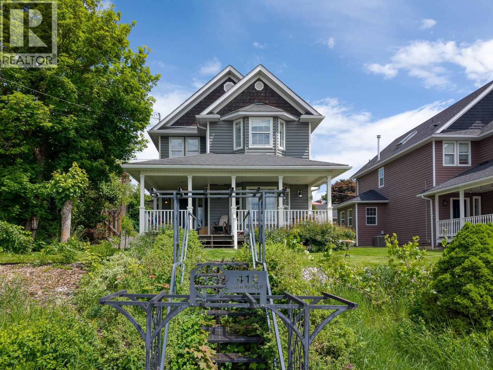 412 10th Avenue N Property Photo 1