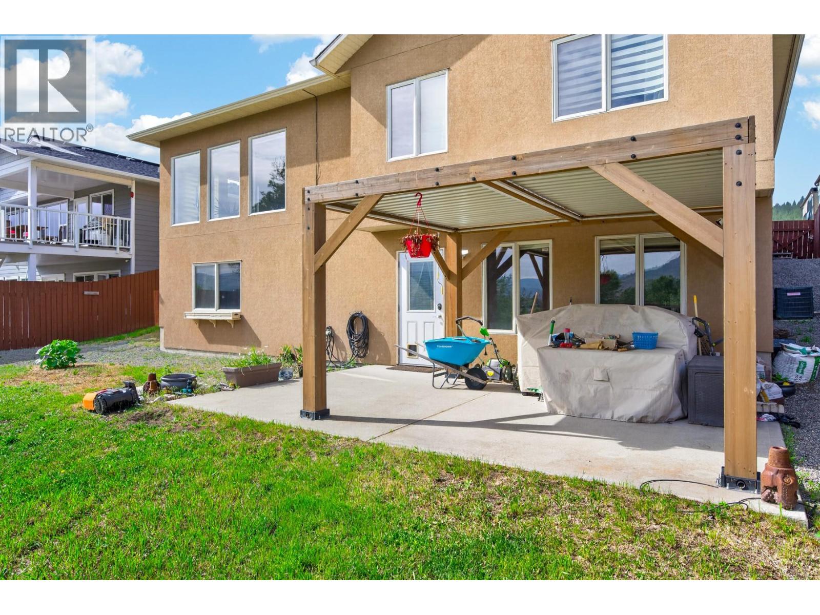 1616 Fir Road Property Photo 1