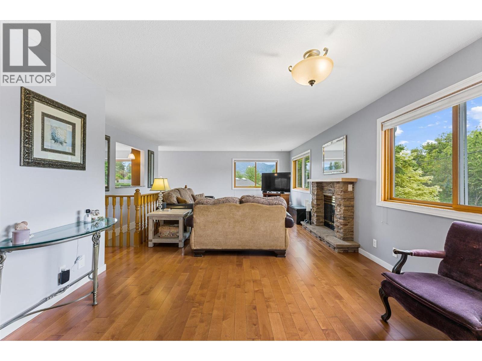 10911 Lehmann Road Property Photo 14