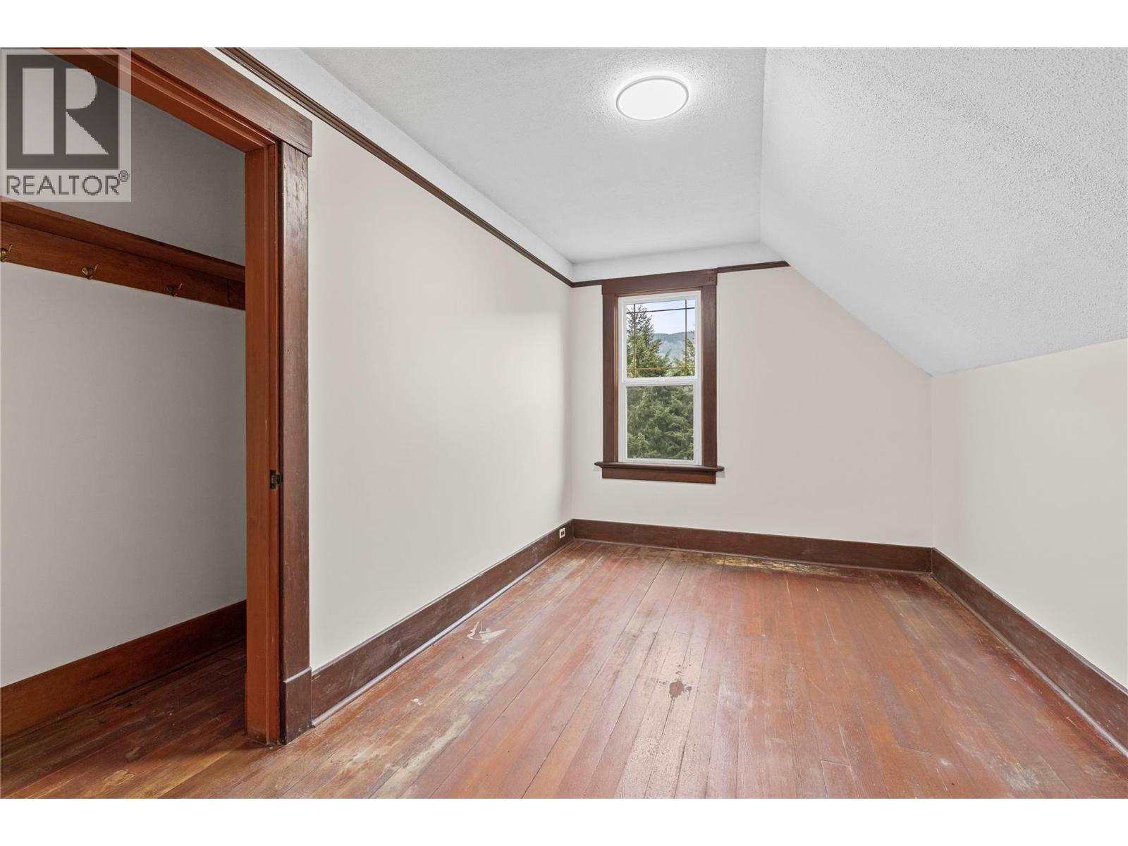 3135 Edes Road Property Photo 34