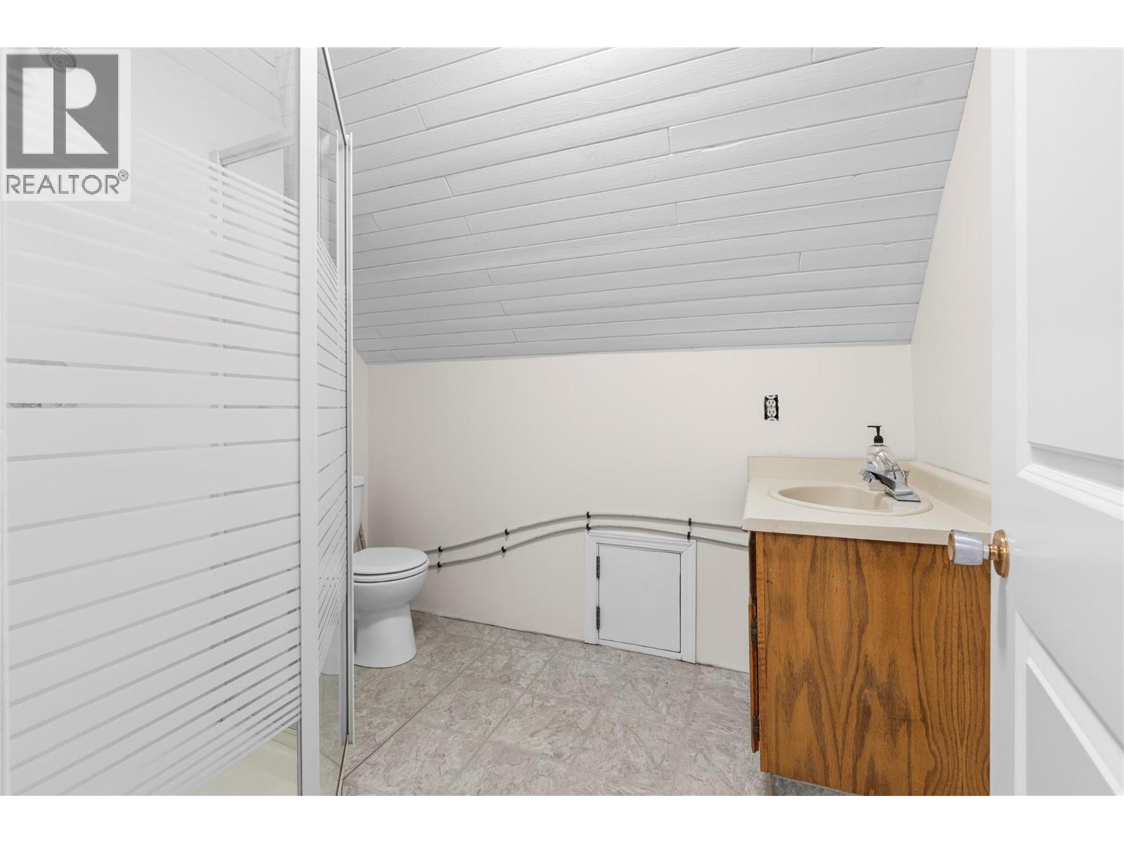 3135 Edes Road Property Photo 35