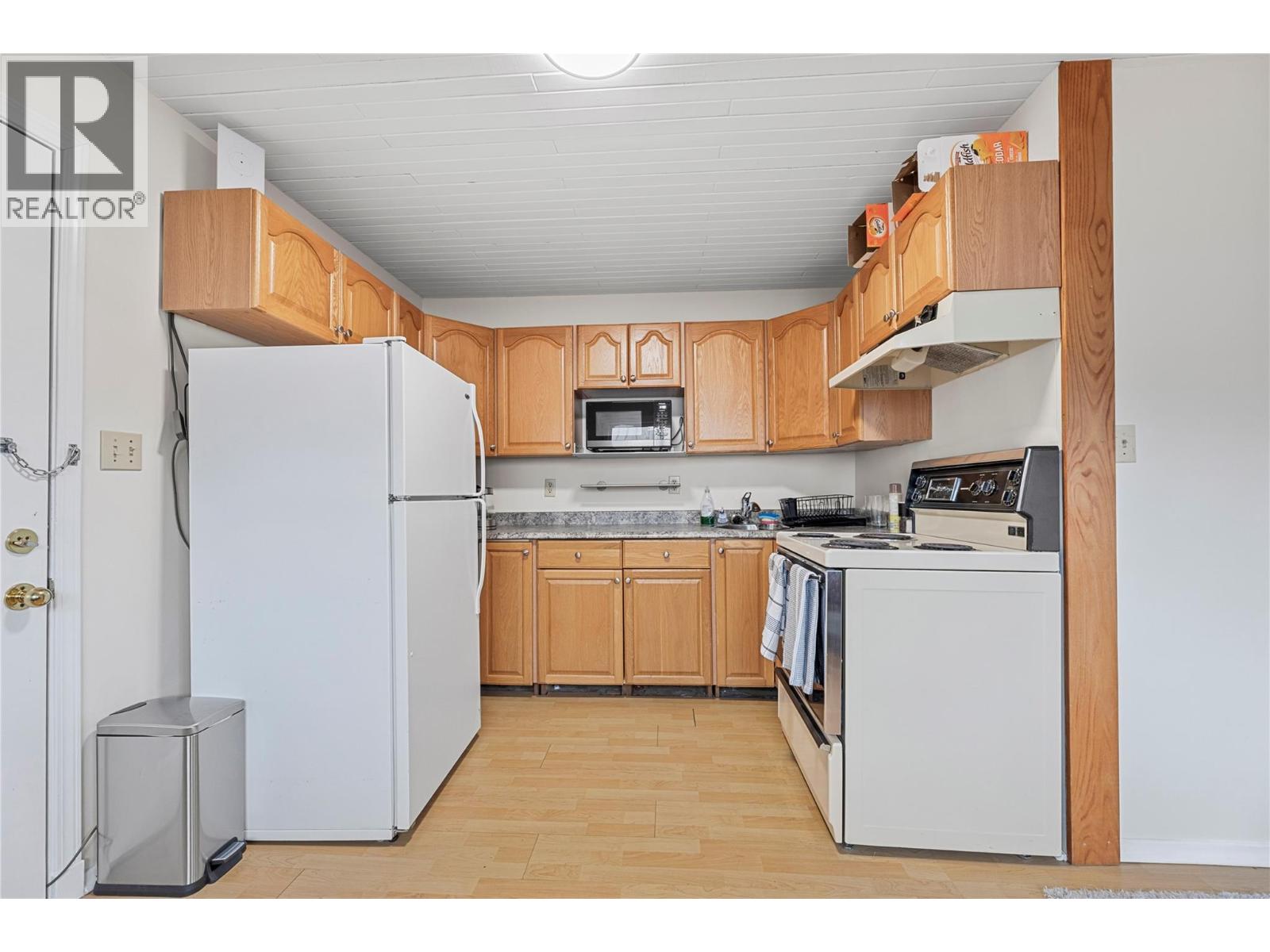 3135 Edes Road Property Photo 42