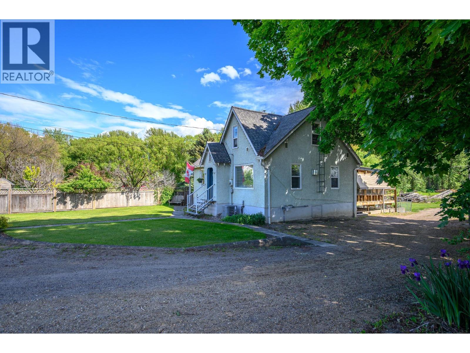 6934 Highway 6 Property Photo 3
