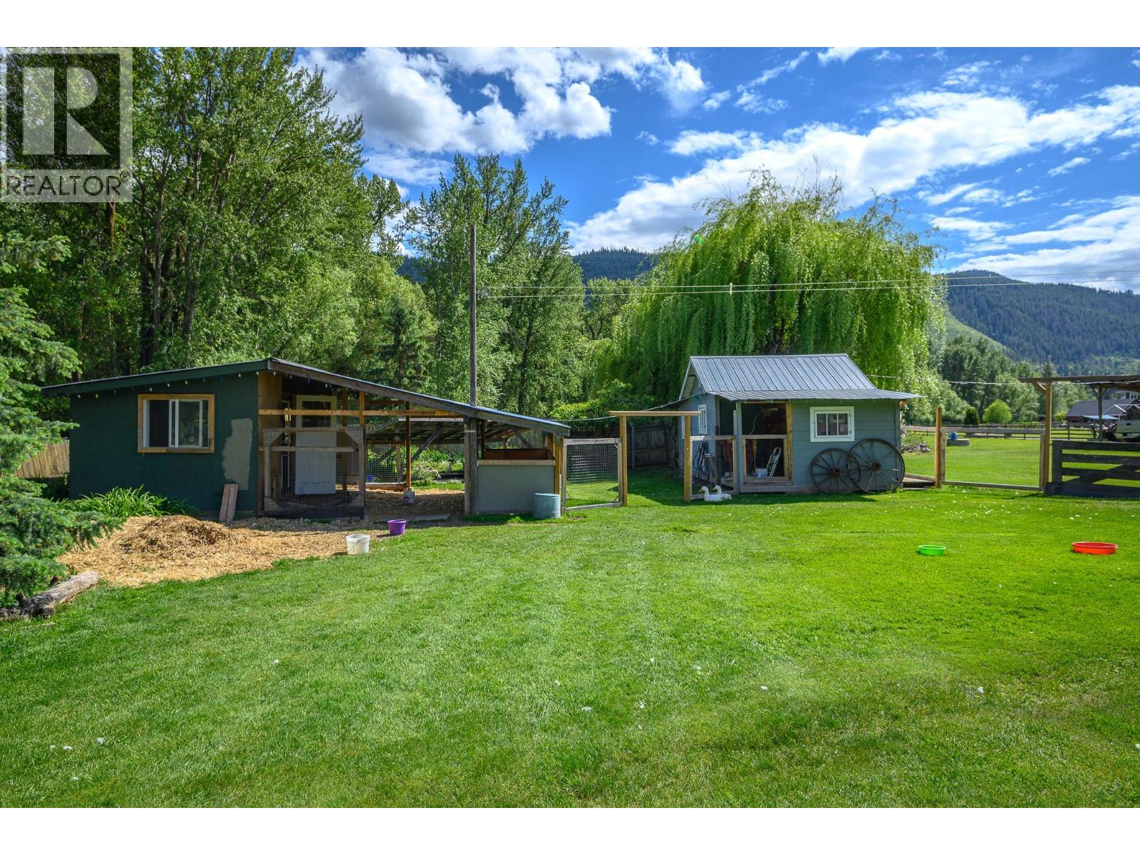 6934 Highway 6 Property Photo 37