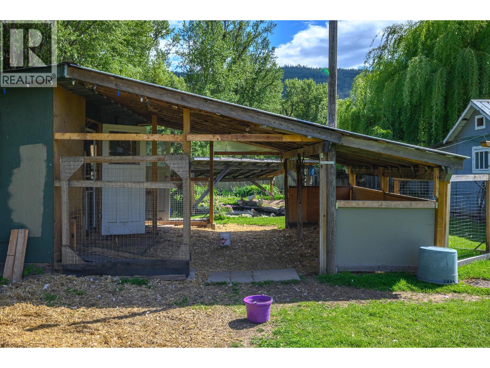 6934 Highway 6 Property Photo 38