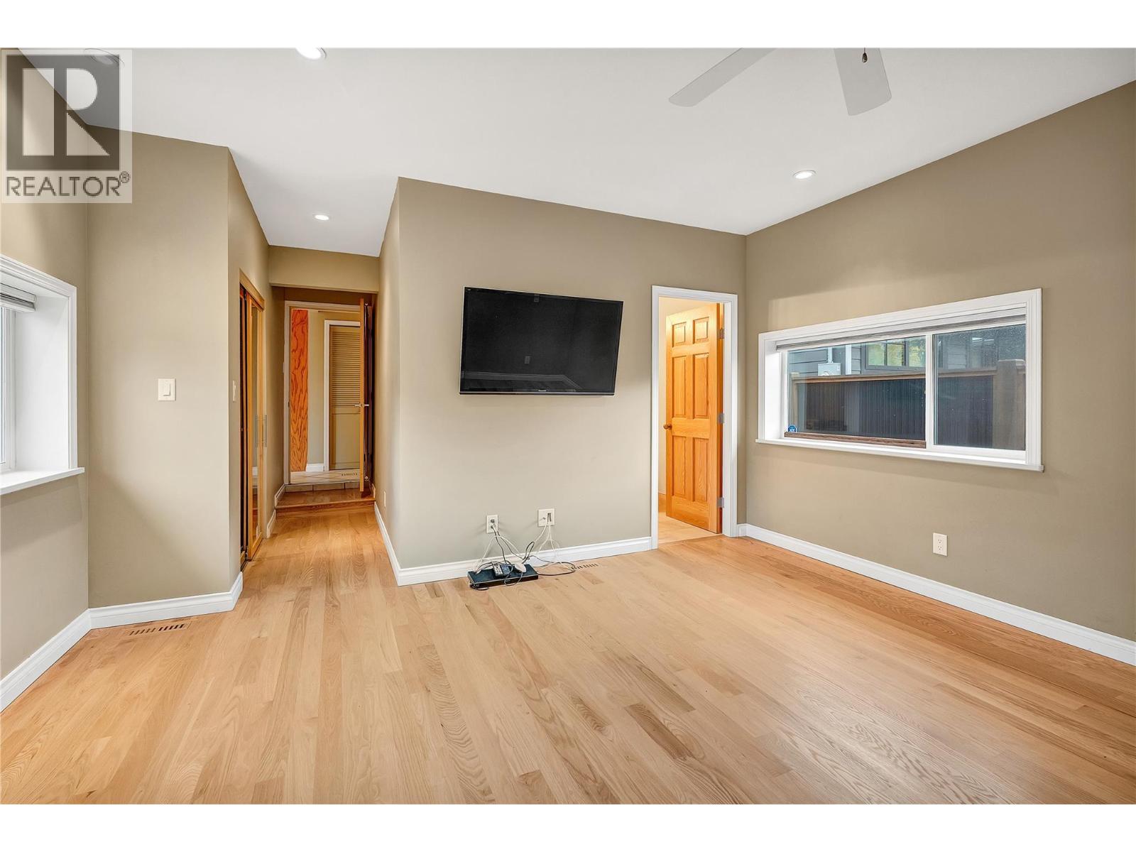 126 Lee Avenue Property Photo 13