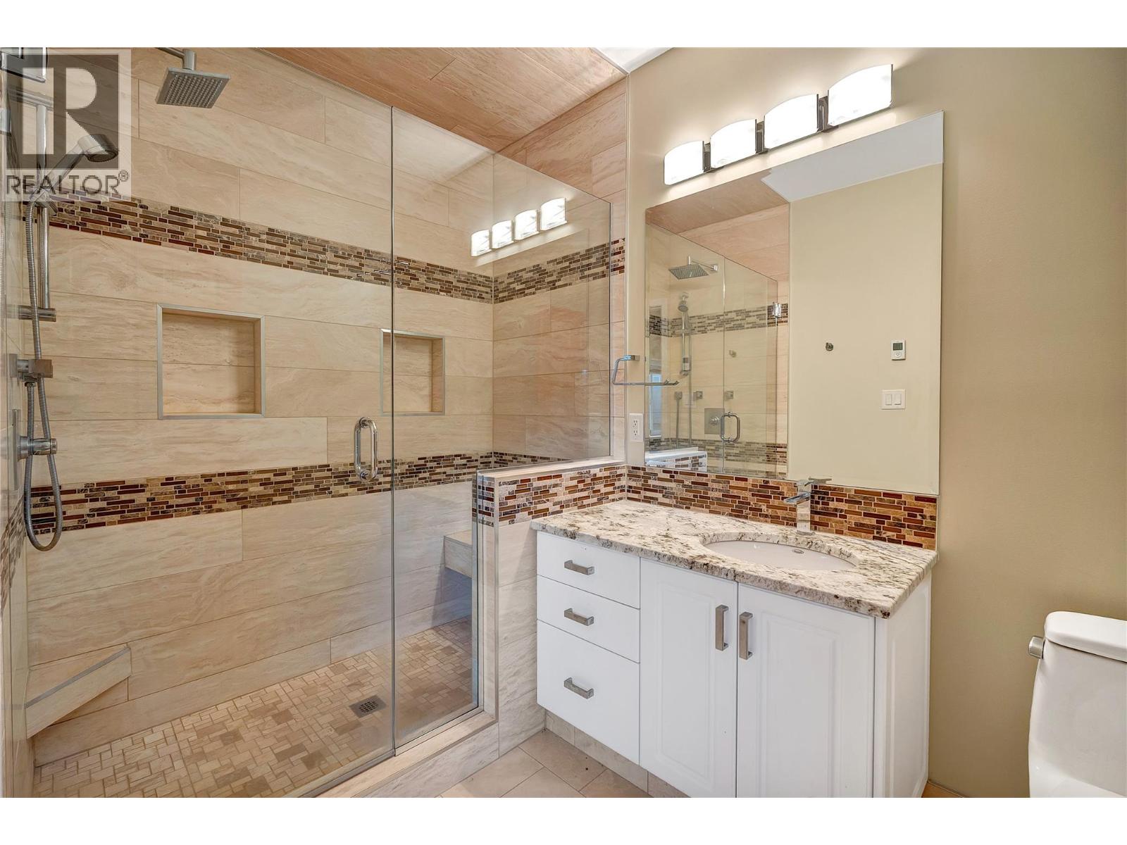 126 Lee Avenue Property Photo 14