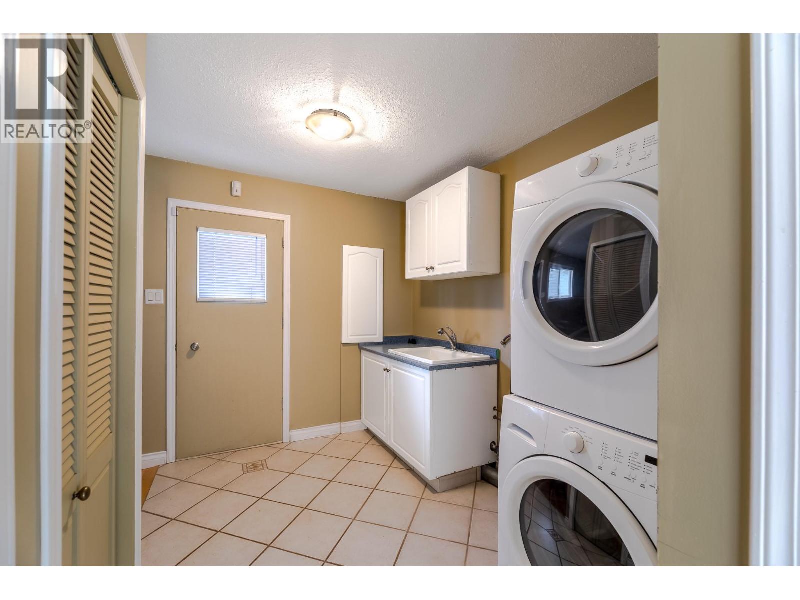 126 Lee Avenue Property Photo 16
