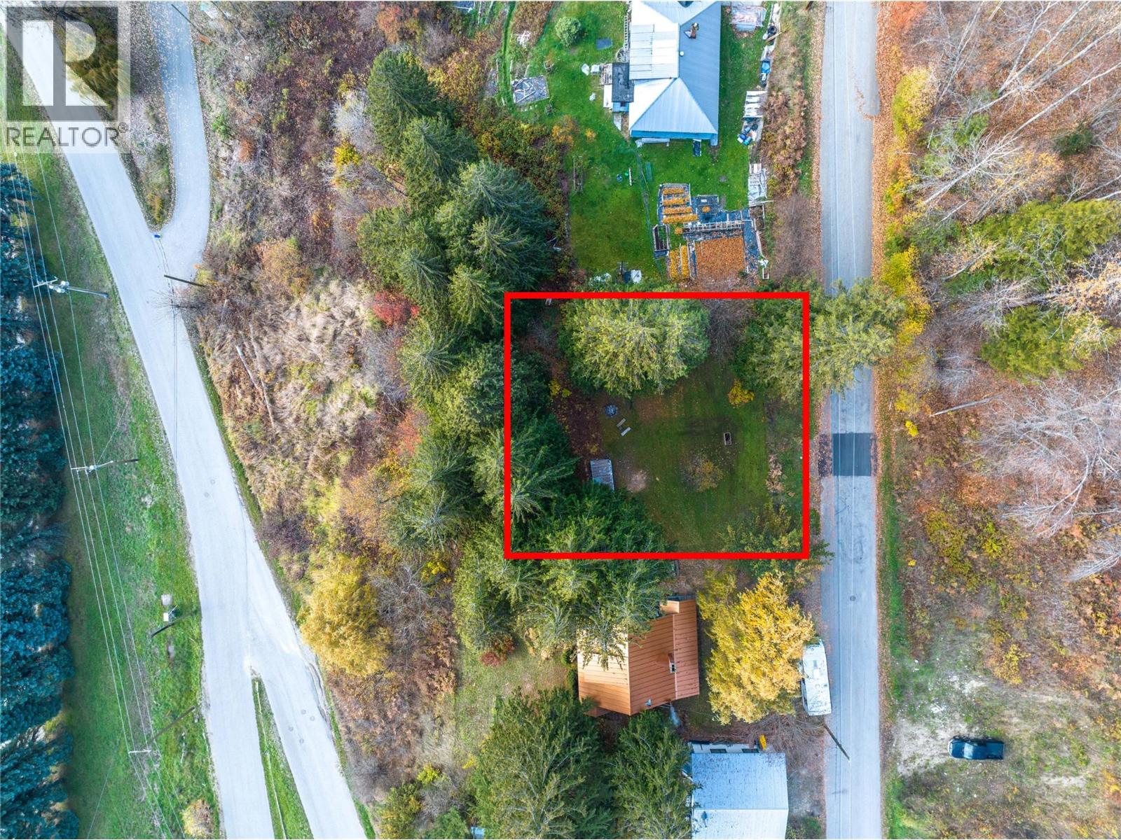125 Maple Street Property Photo 4