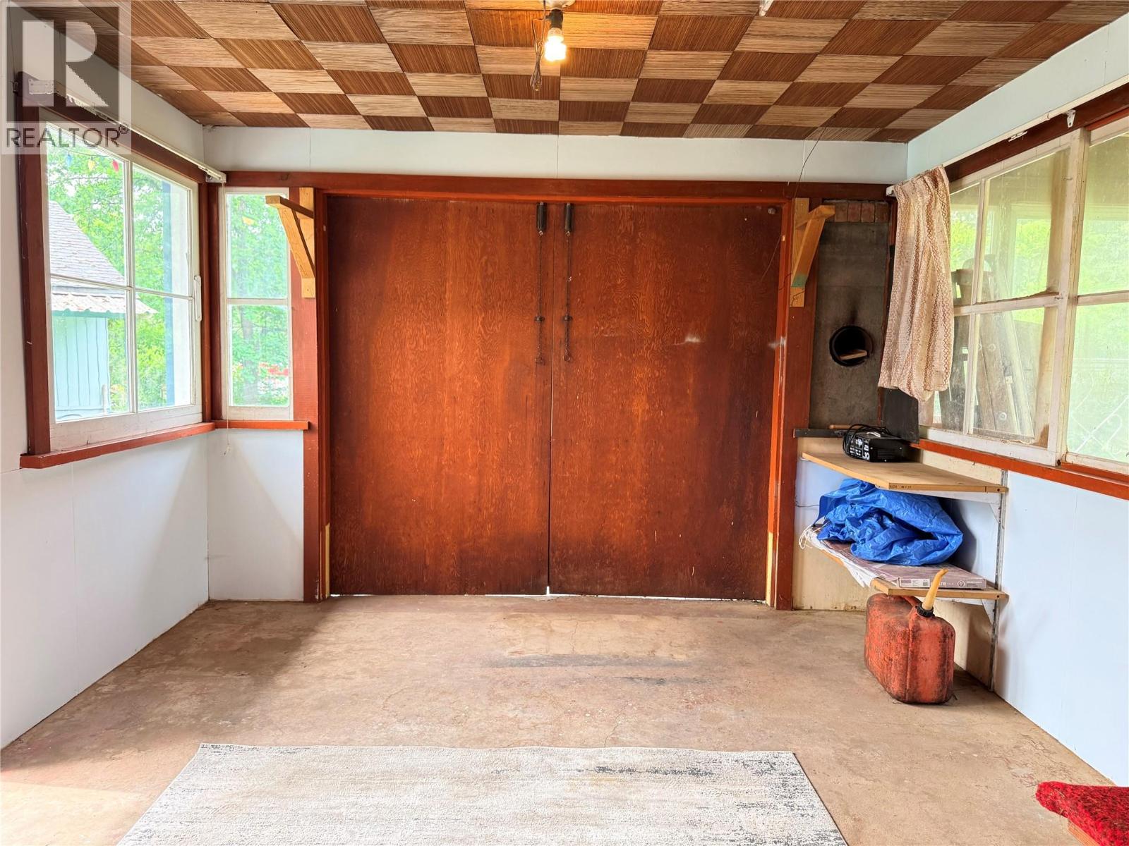1980 3 Highway Property Photo 42