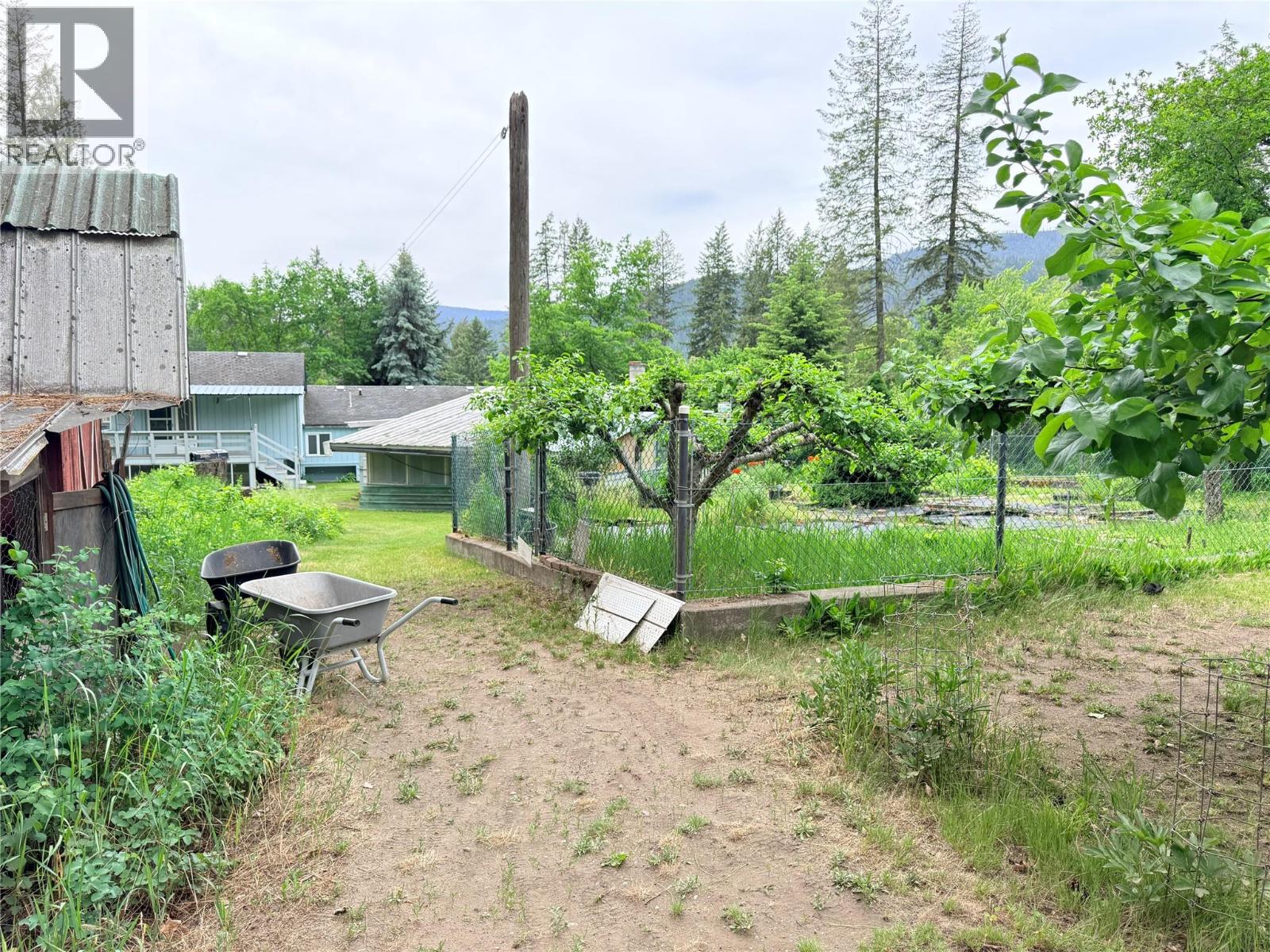 1980 3 Highway Property Photo 45