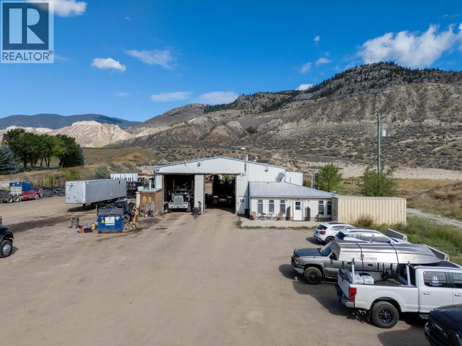 2923 Shuswap Road Property Photo 2