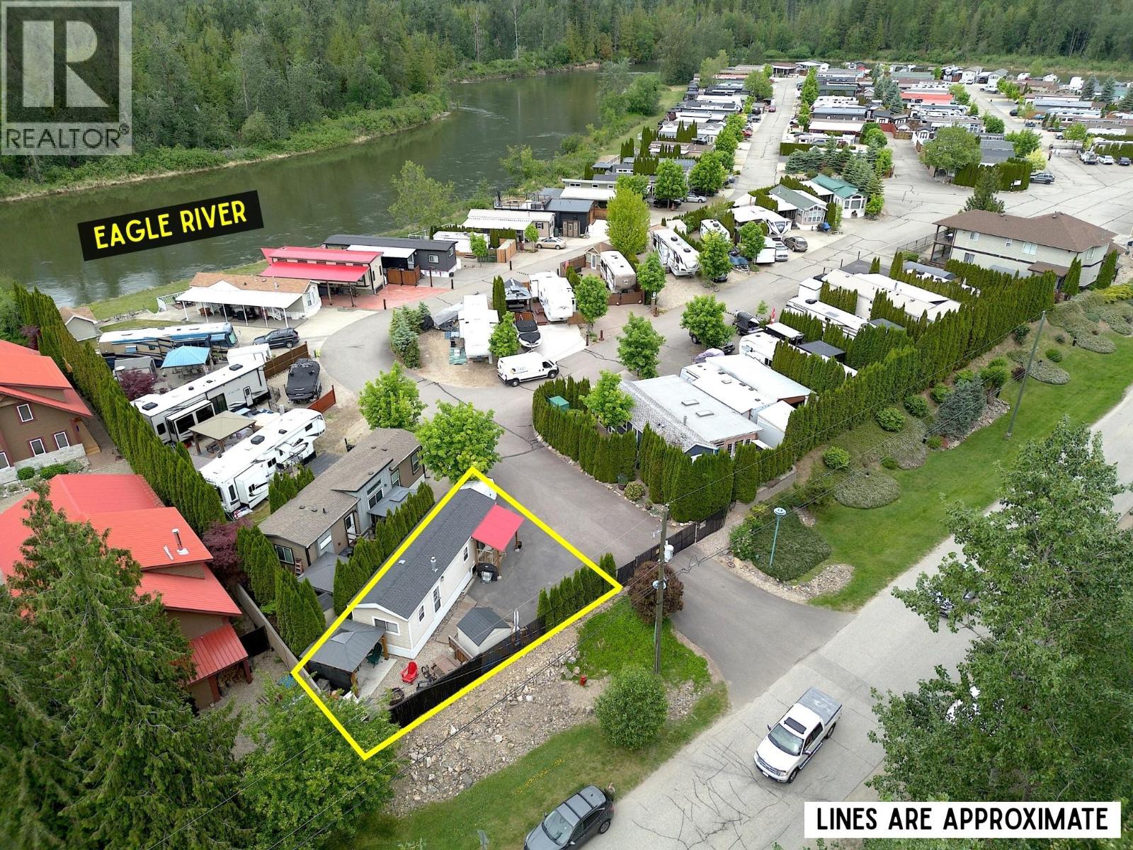 1383 Silver Sands Road Unit# 7 Lot# 7 Property Photo 2