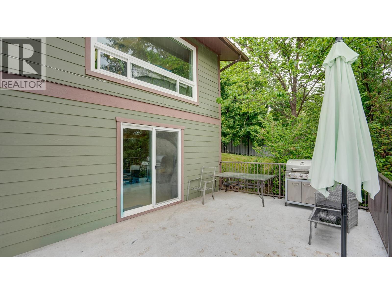 2025 Catt Avenue Property Photo 33