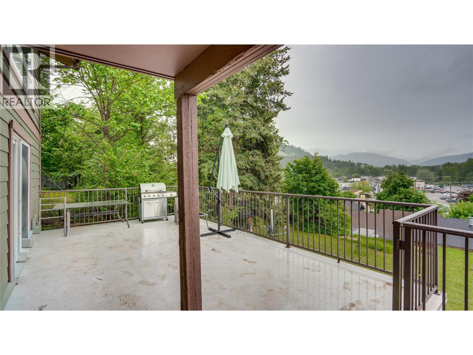 2025 Catt Avenue Property Photo 34