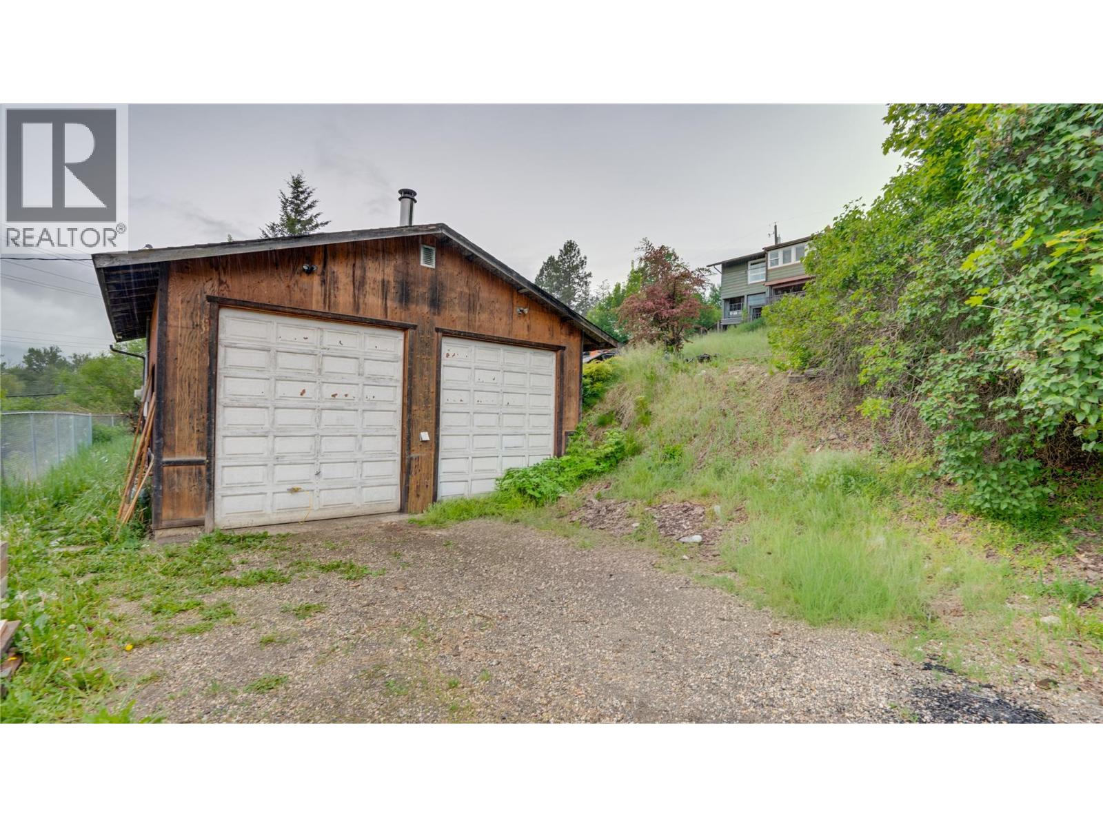 2025 Catt Avenue Property Photo 35